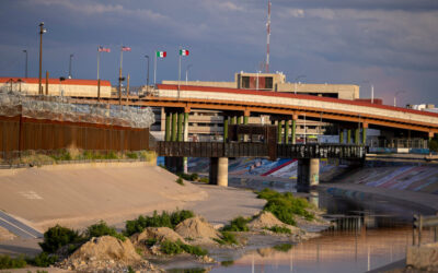 Relief at a Trade Hub on the Southern Border, but No End to Its Unease 10biz border tariffs 02 bgpq facebookJumbo.jpg