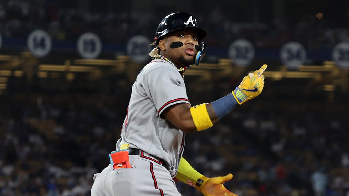 acuna hr.jpg